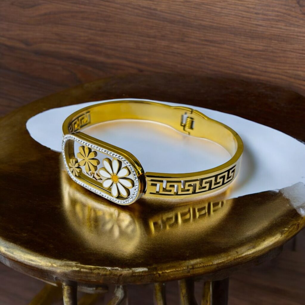 Meadow Luxe Anti-Tarnish Bracelet