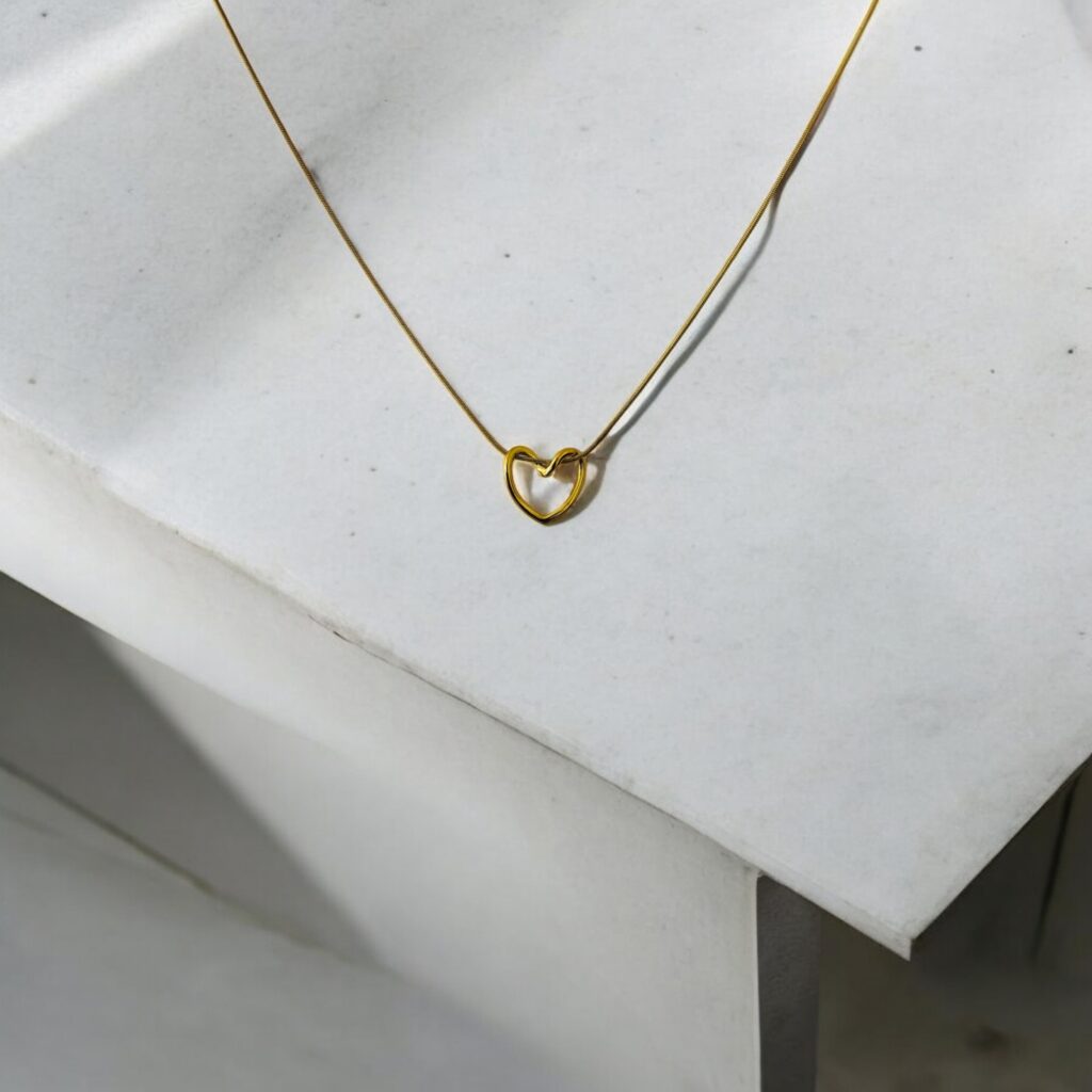 Heartline Anti-Tarnish Pendant