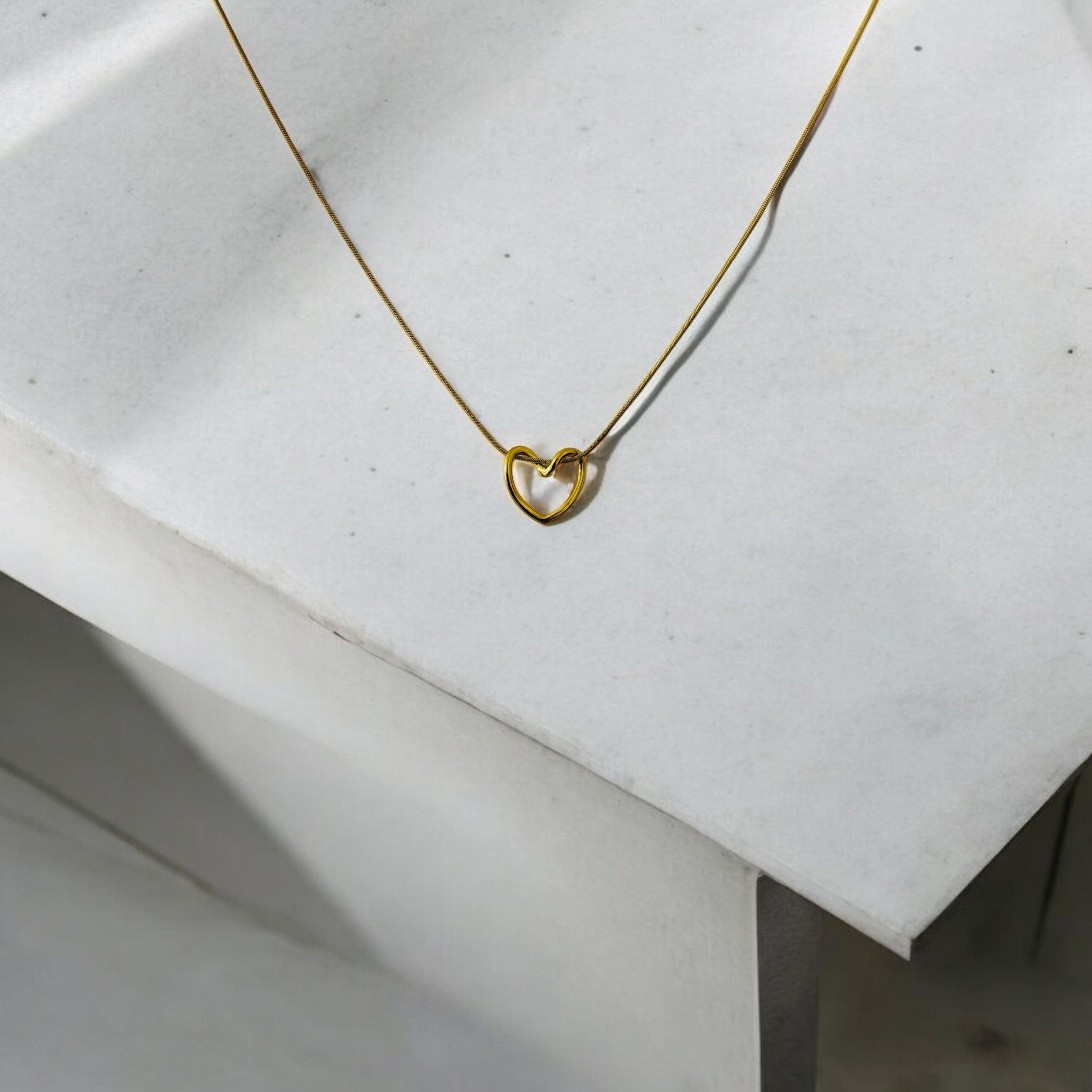 Heartline Anti-Tarnish Pendant Heartline Anti-Tarnish Pendant