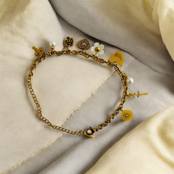 Enchanted Anti-Tarnish Chain Bracelet