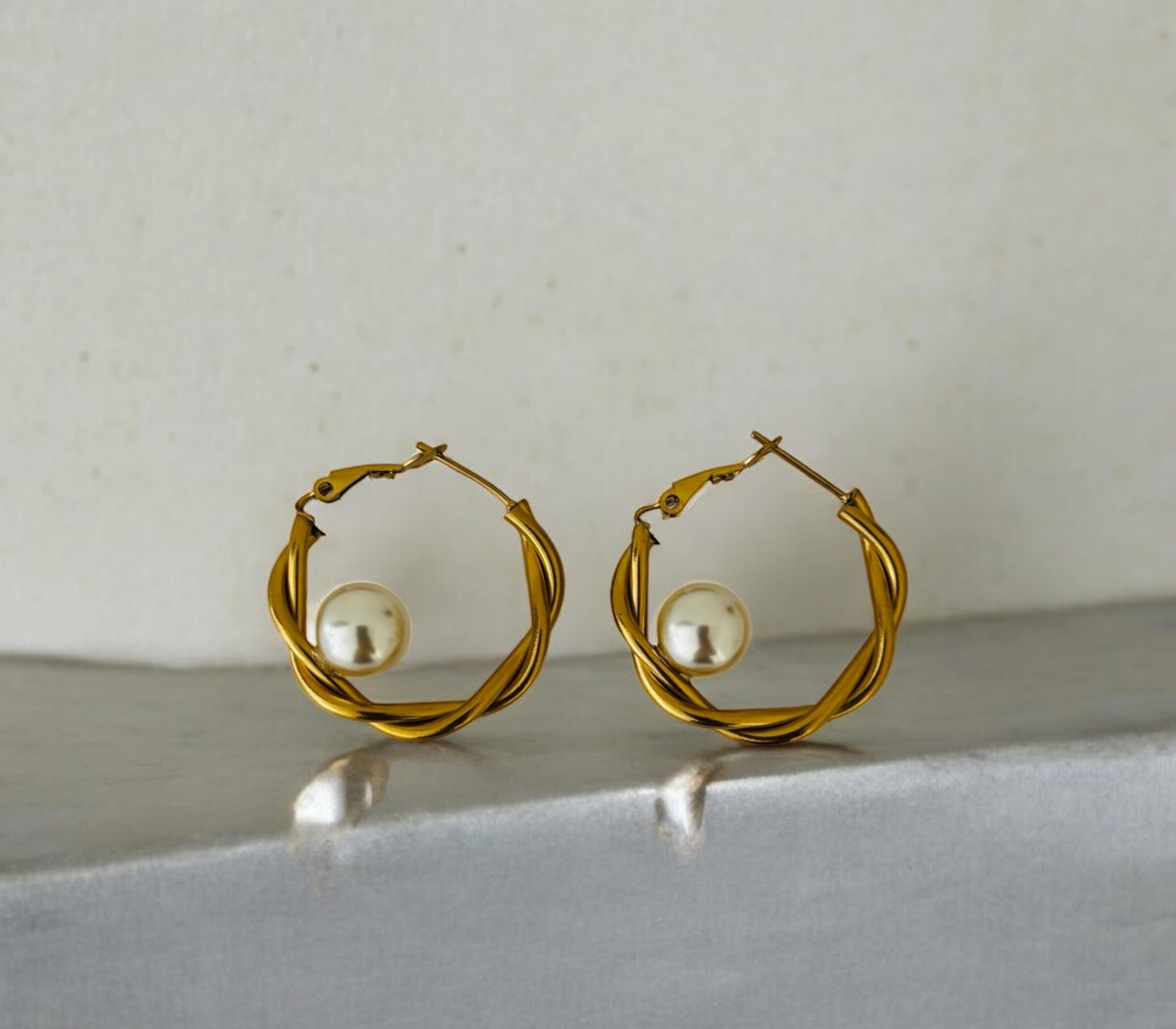 Homepage Earring Banner